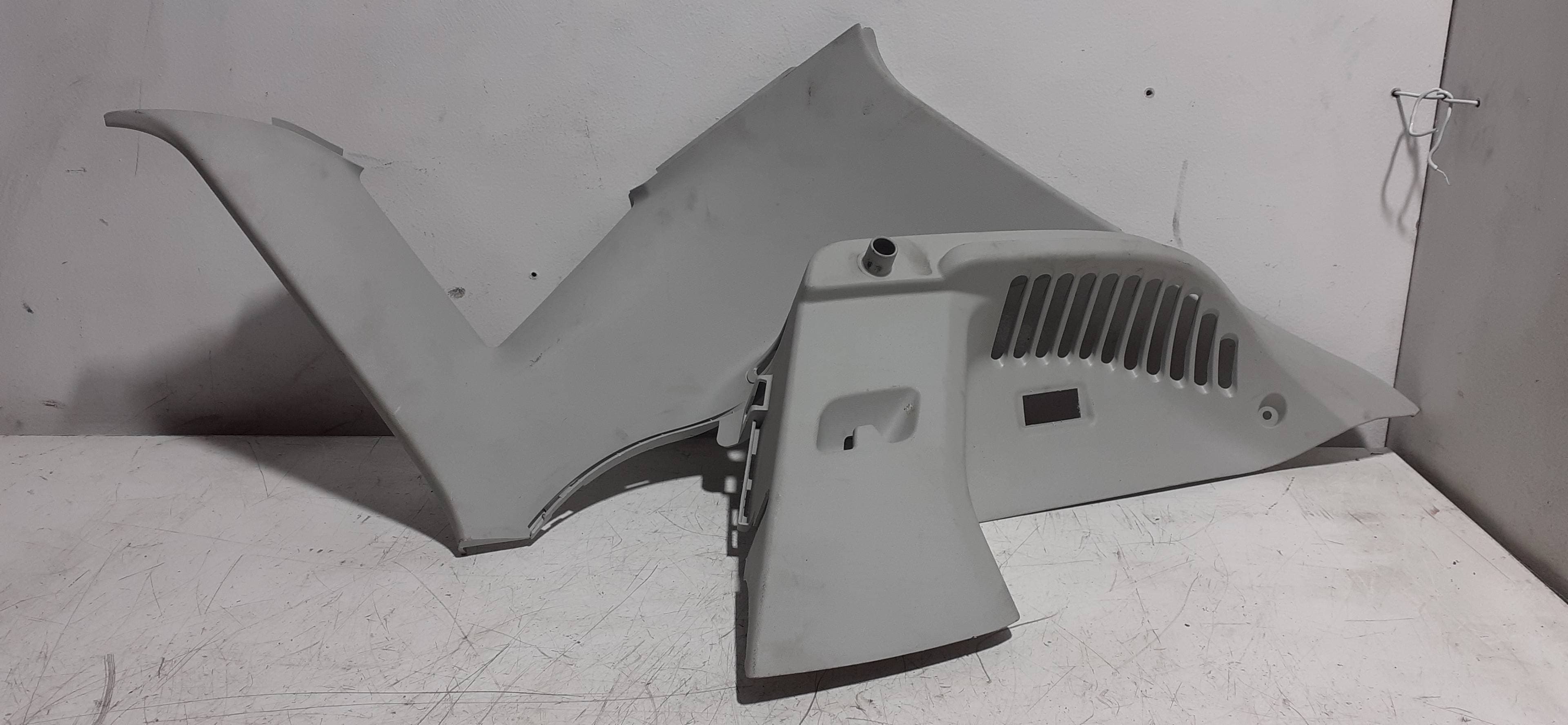 Plastico SEAT LEON (5F1)