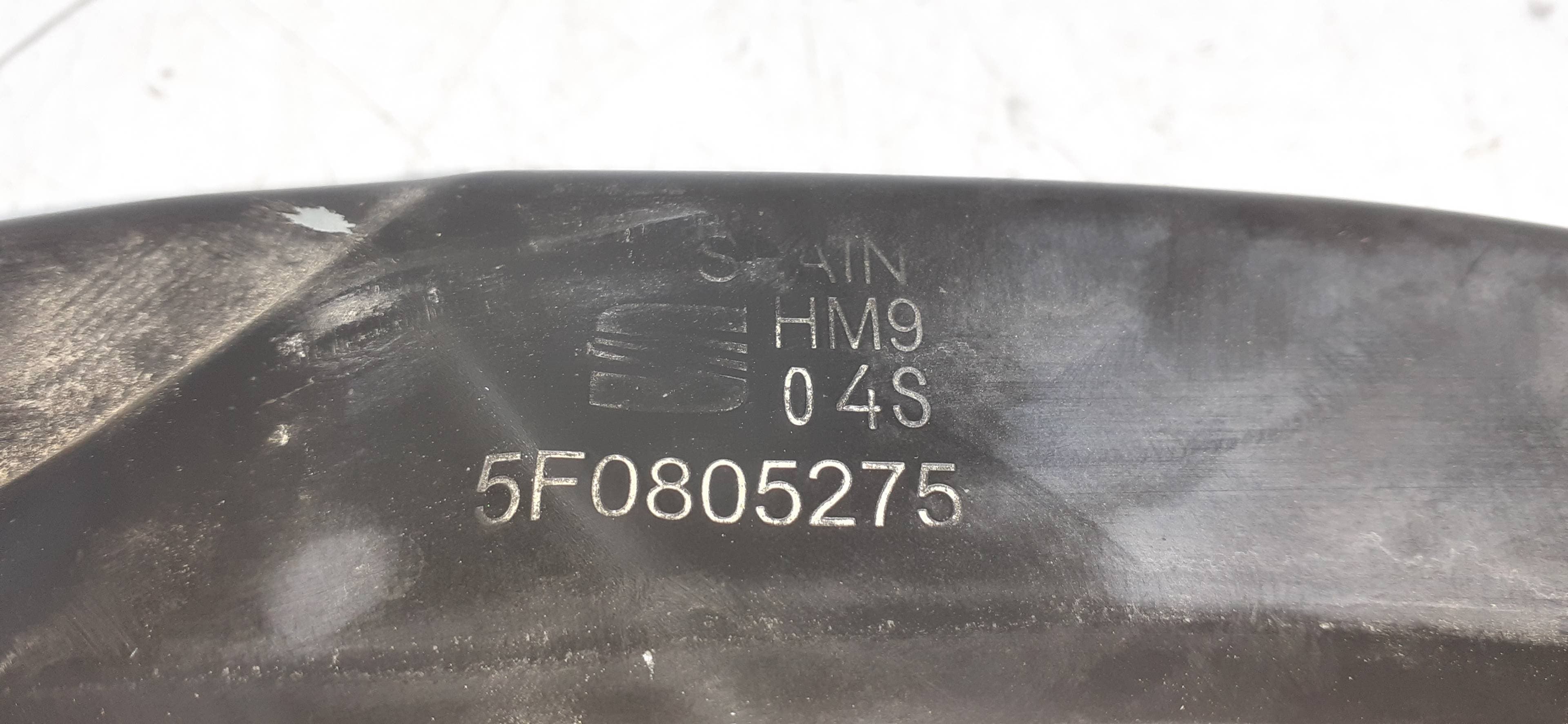 Plastico SEAT LEON (5F1) 2
