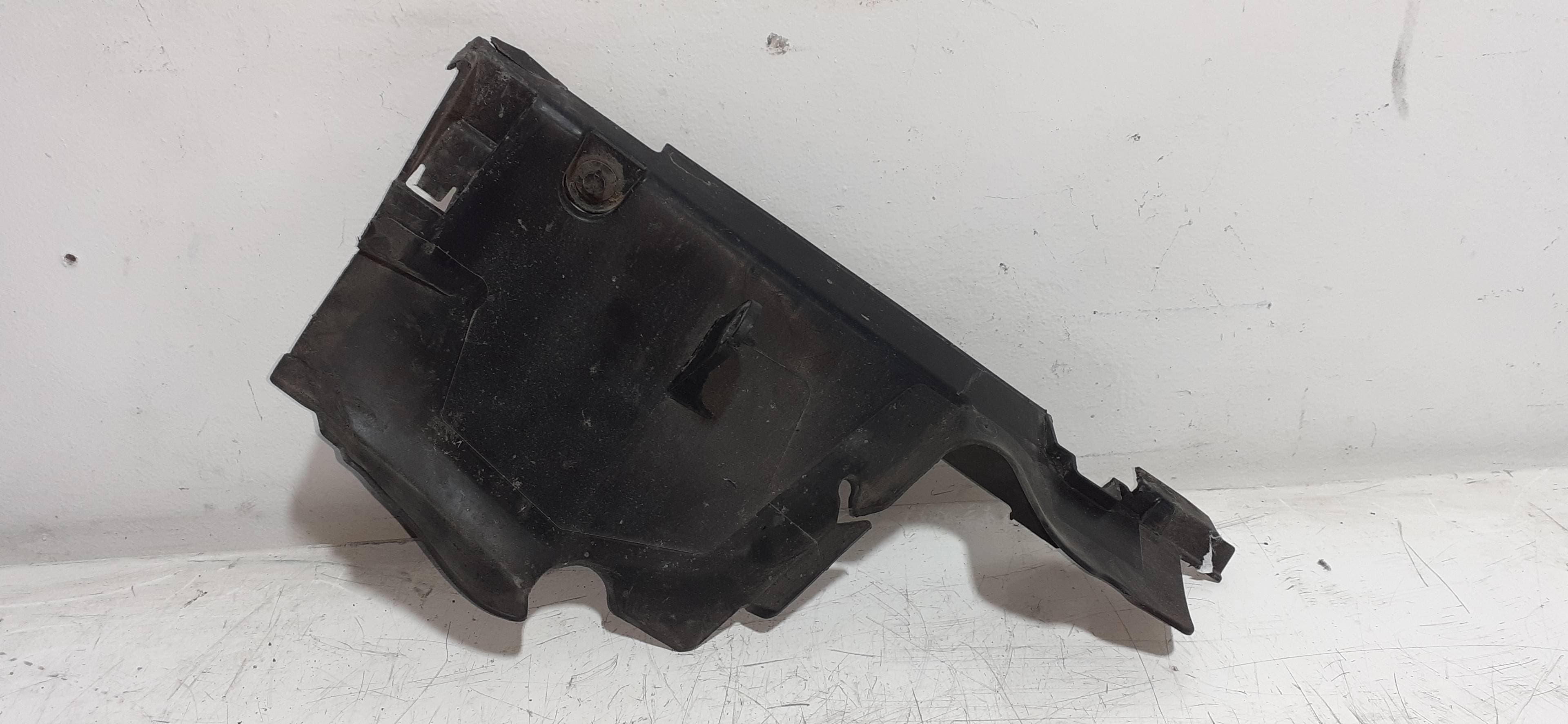 Plastico SEAT LEON (5F1)