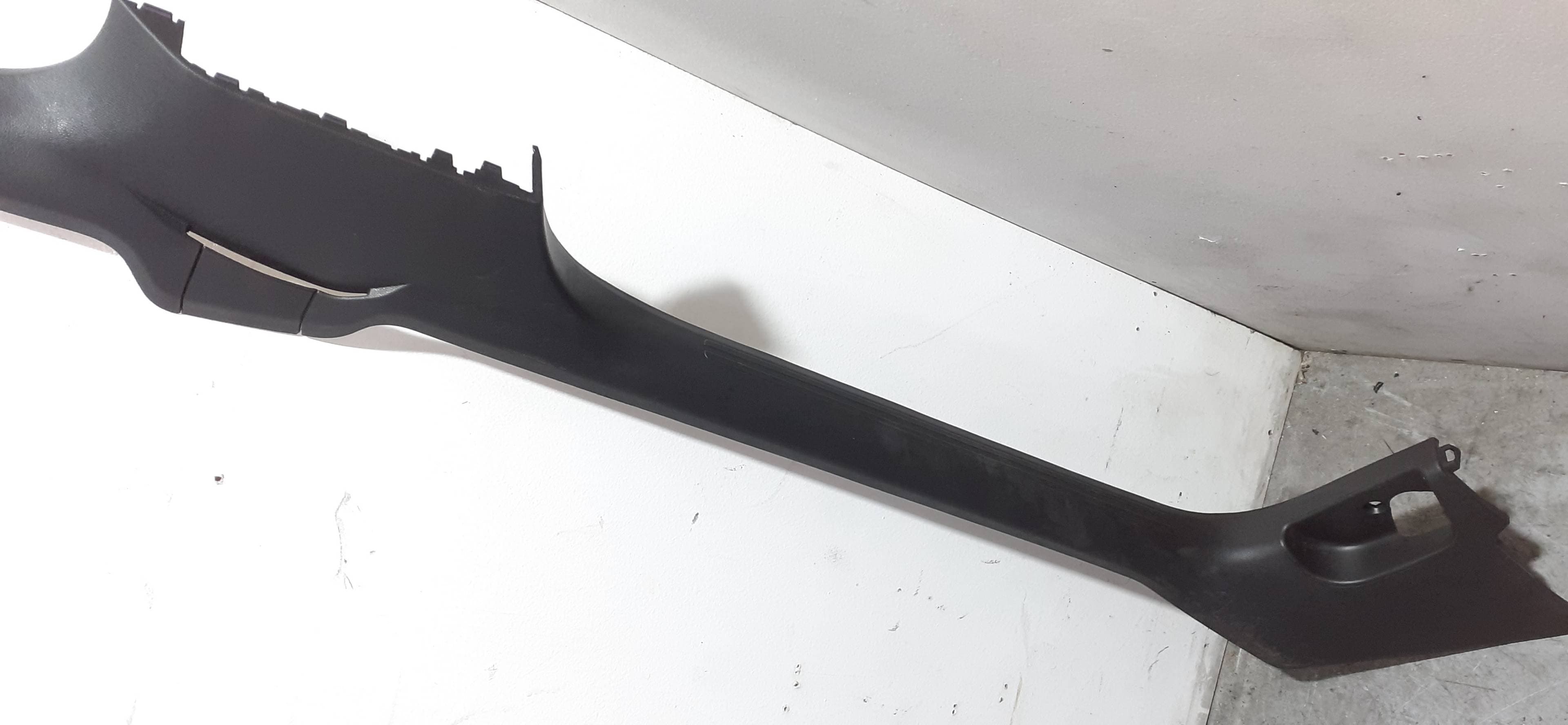 Plastico SEAT LEON (5F1) 4