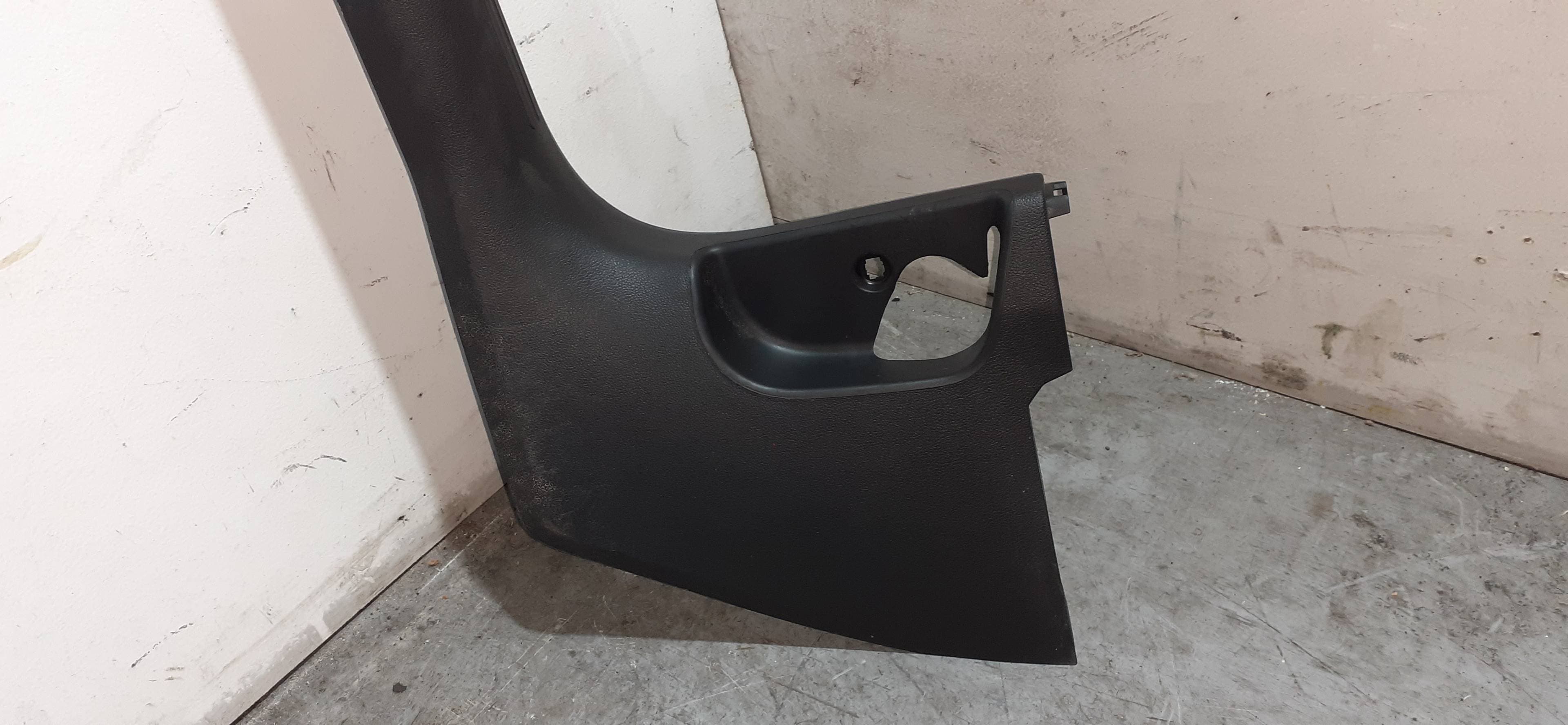 Plastico SEAT LEON (5F1) 3