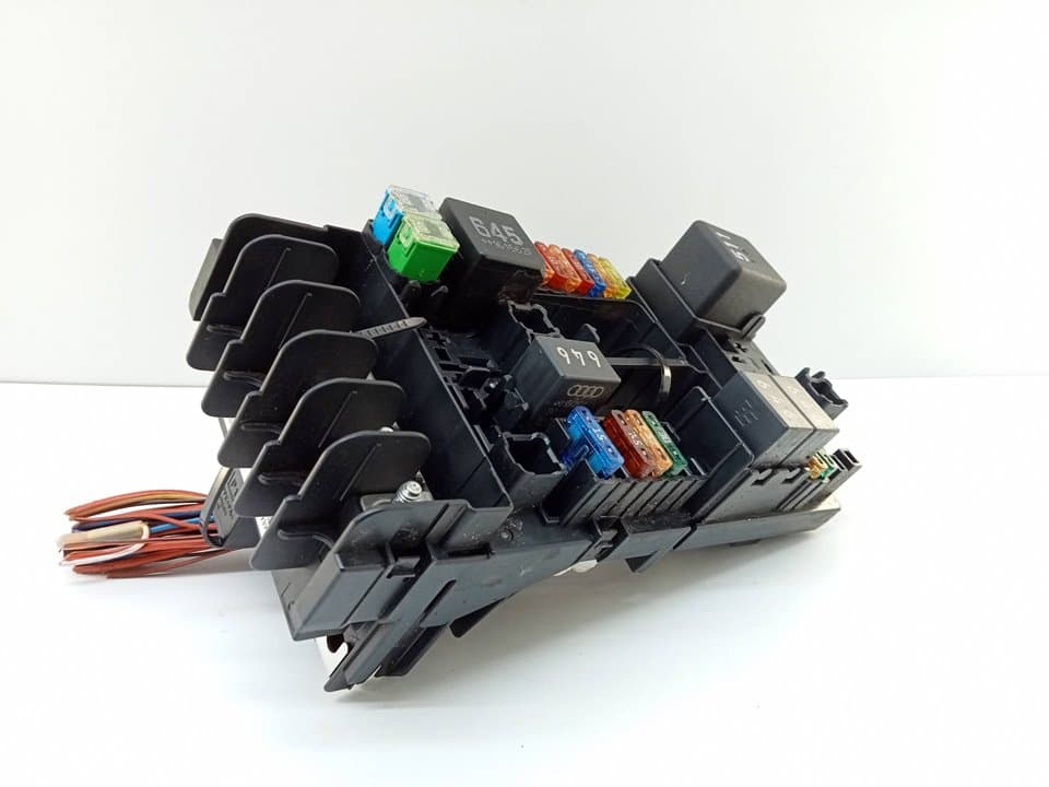 Caja reles / fusibles SEAT LEON (5F1) 5