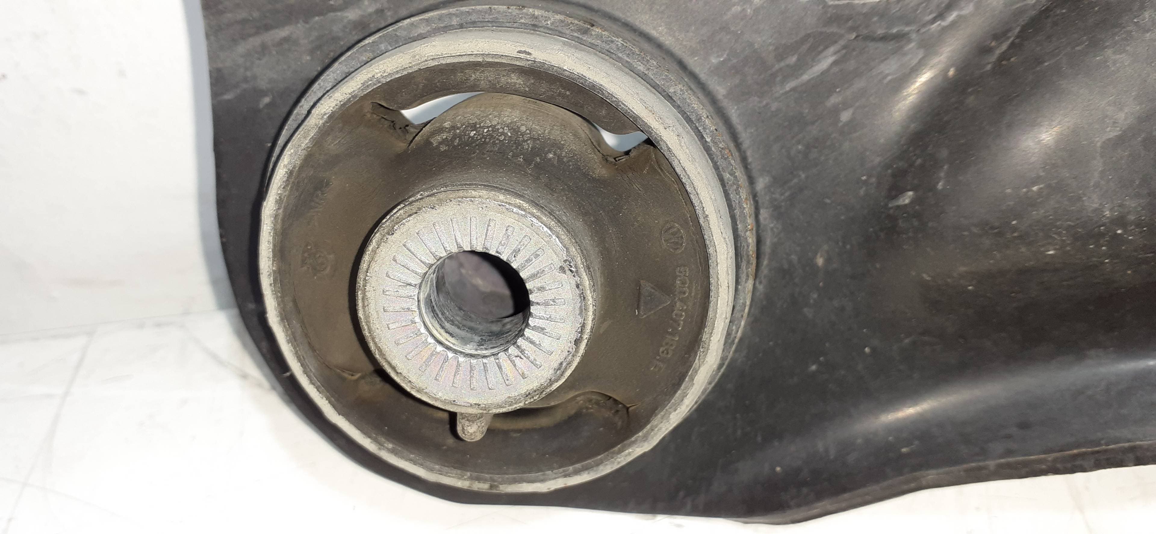 Brazo suspension inferior delantero derecho SEAT LEON (5F1) 3