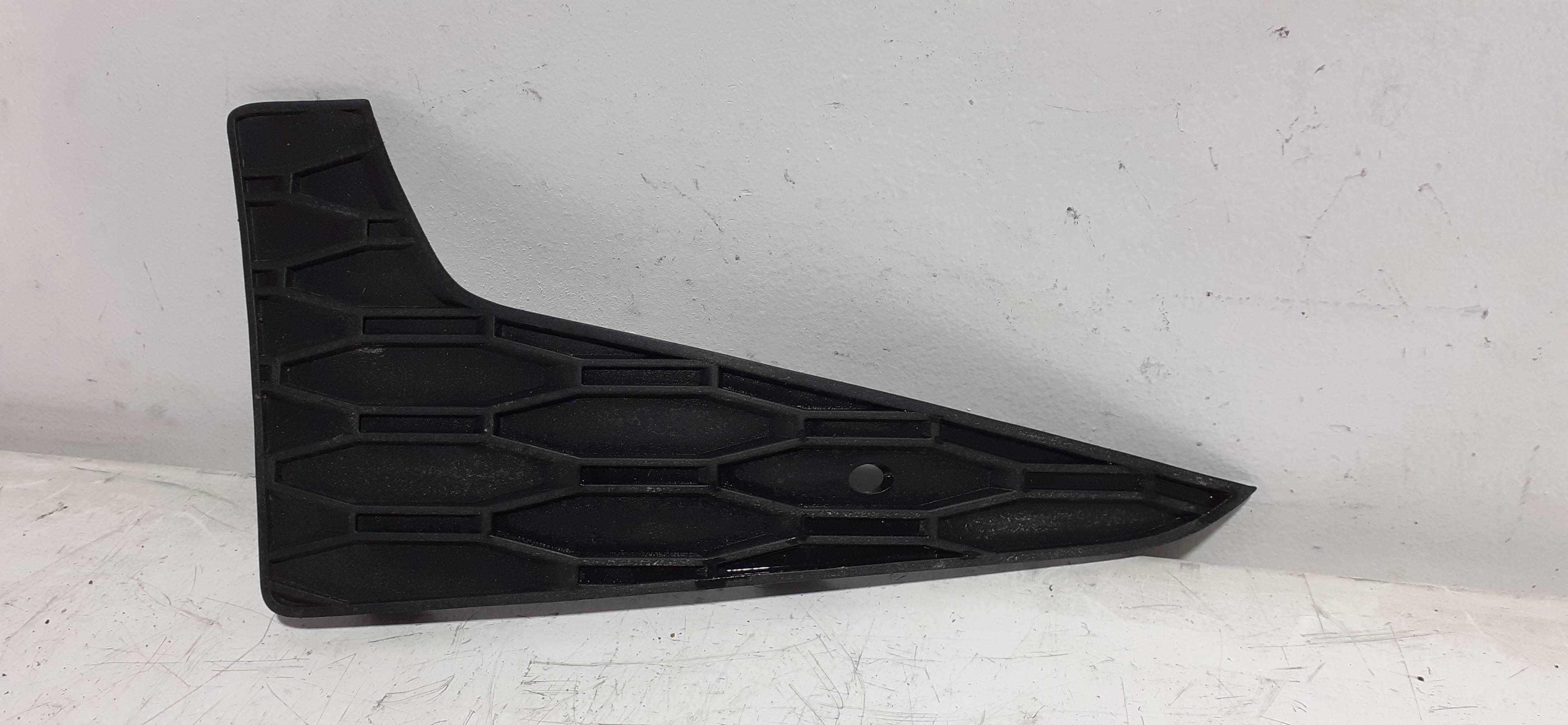 Plastico SEAT LEON (5F1)