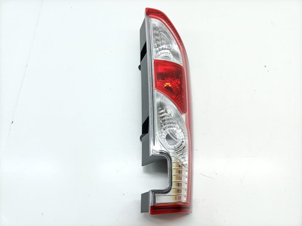 Piloto trasero izquierdo RENAULT KANGOO 3