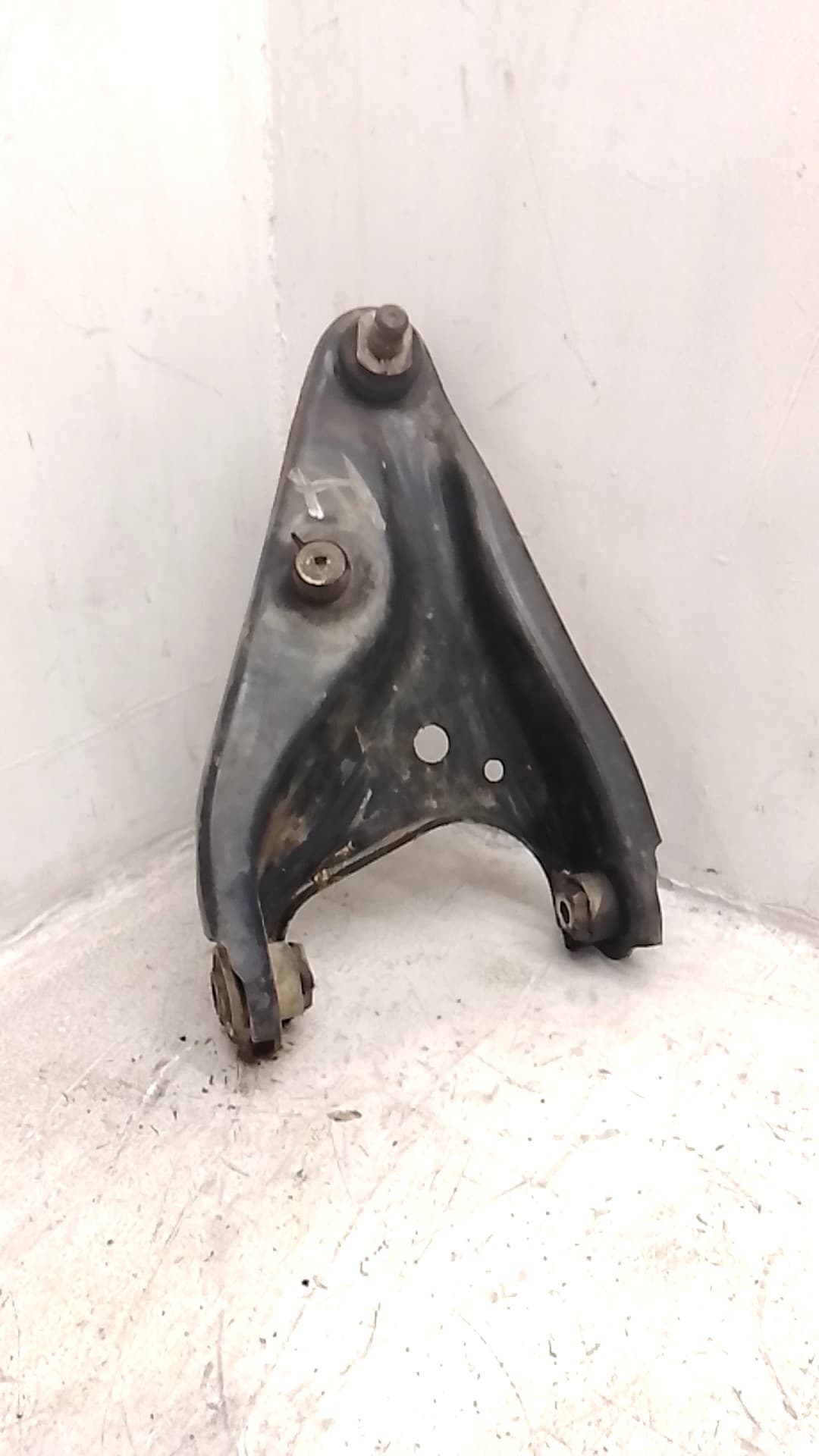 Brazo suspension inferior delantero izquierdo DACIA LOGAN MCV 2
