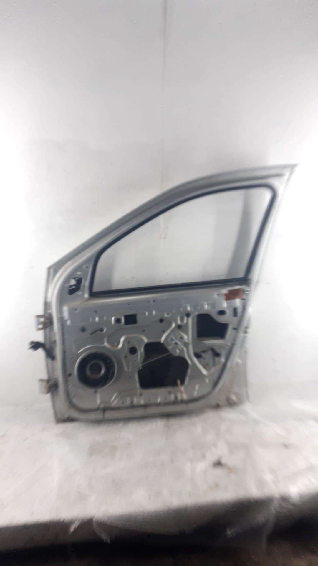 Puerta delantera derecha DACIA LOGAN MCV 3