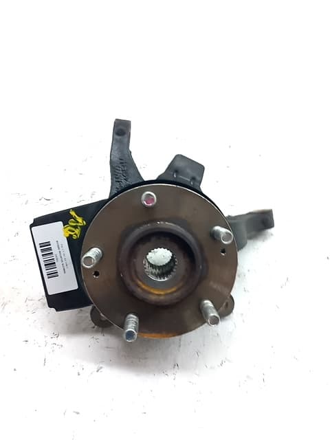 Mangueta delantera derecha HYUNDAI I30 (GD)