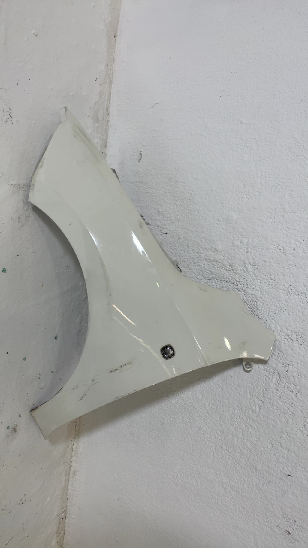 Aleta delantera izquierda SKODA RAPID