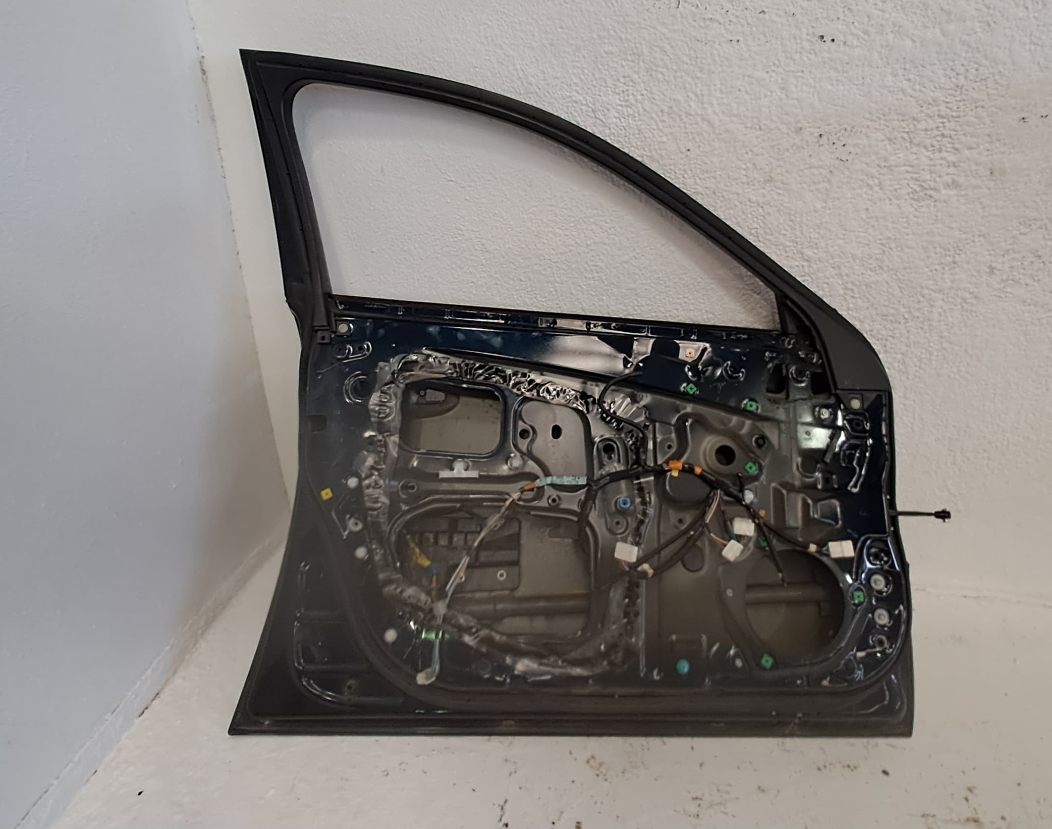 Puerta delantera izquierda LEXUS IS 2