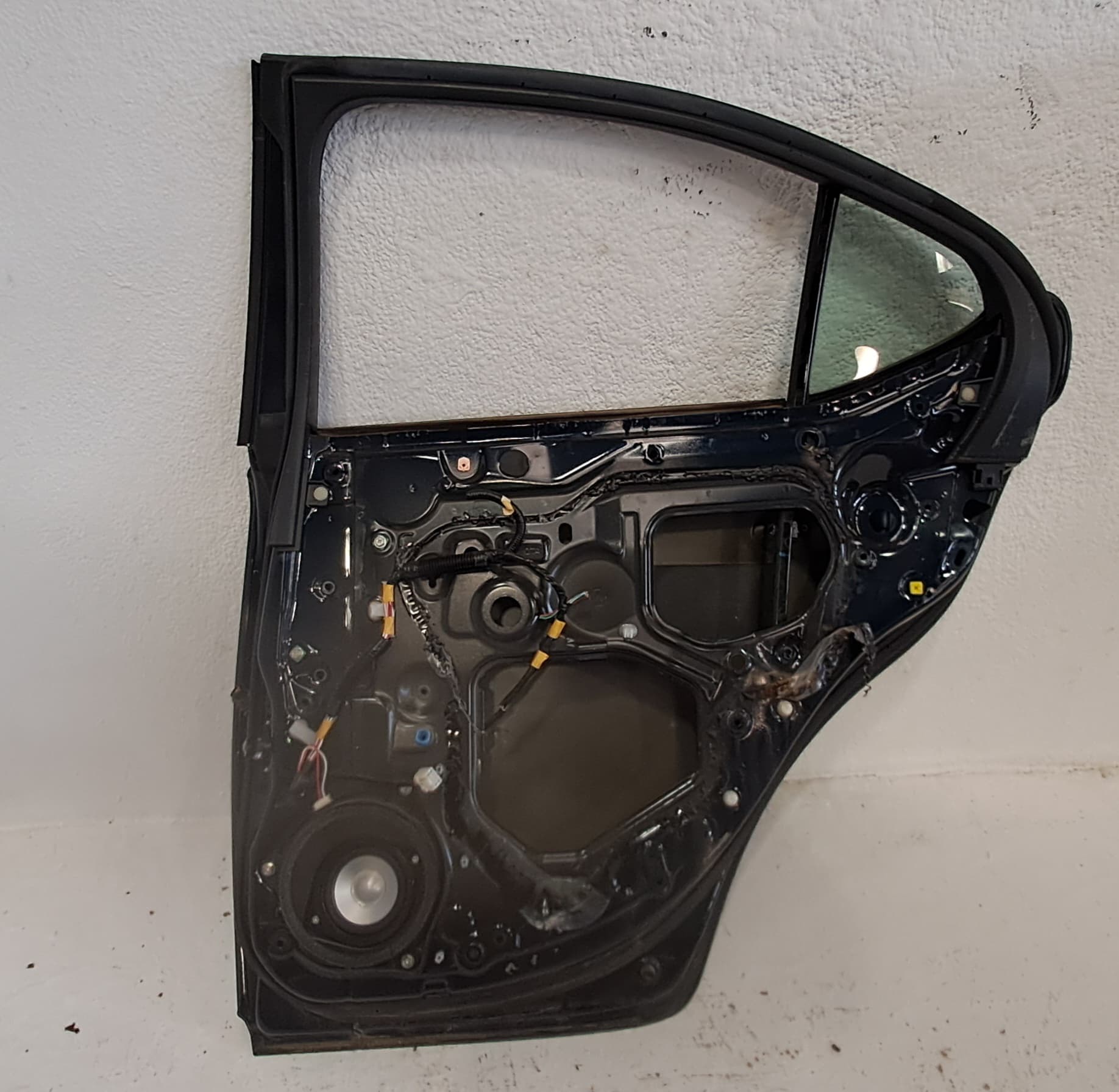 Puerta trasera derecha LEXUS IS 2