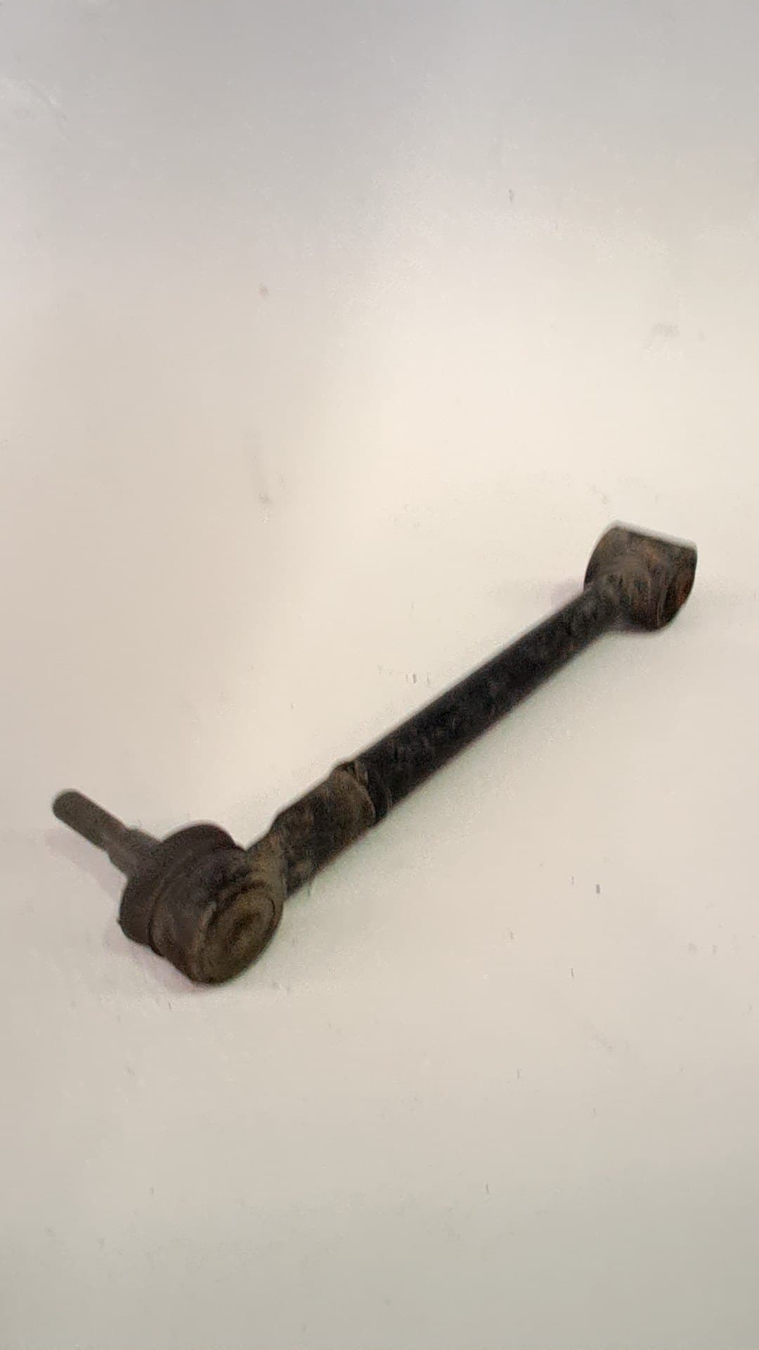 Brazo suspension inferior trasero izquierdo LEXUS IS