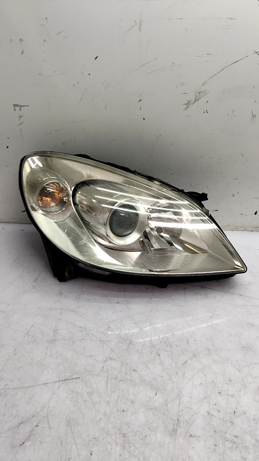 Faro derecho MERCEDES-BENZ CLASE B (W245)
