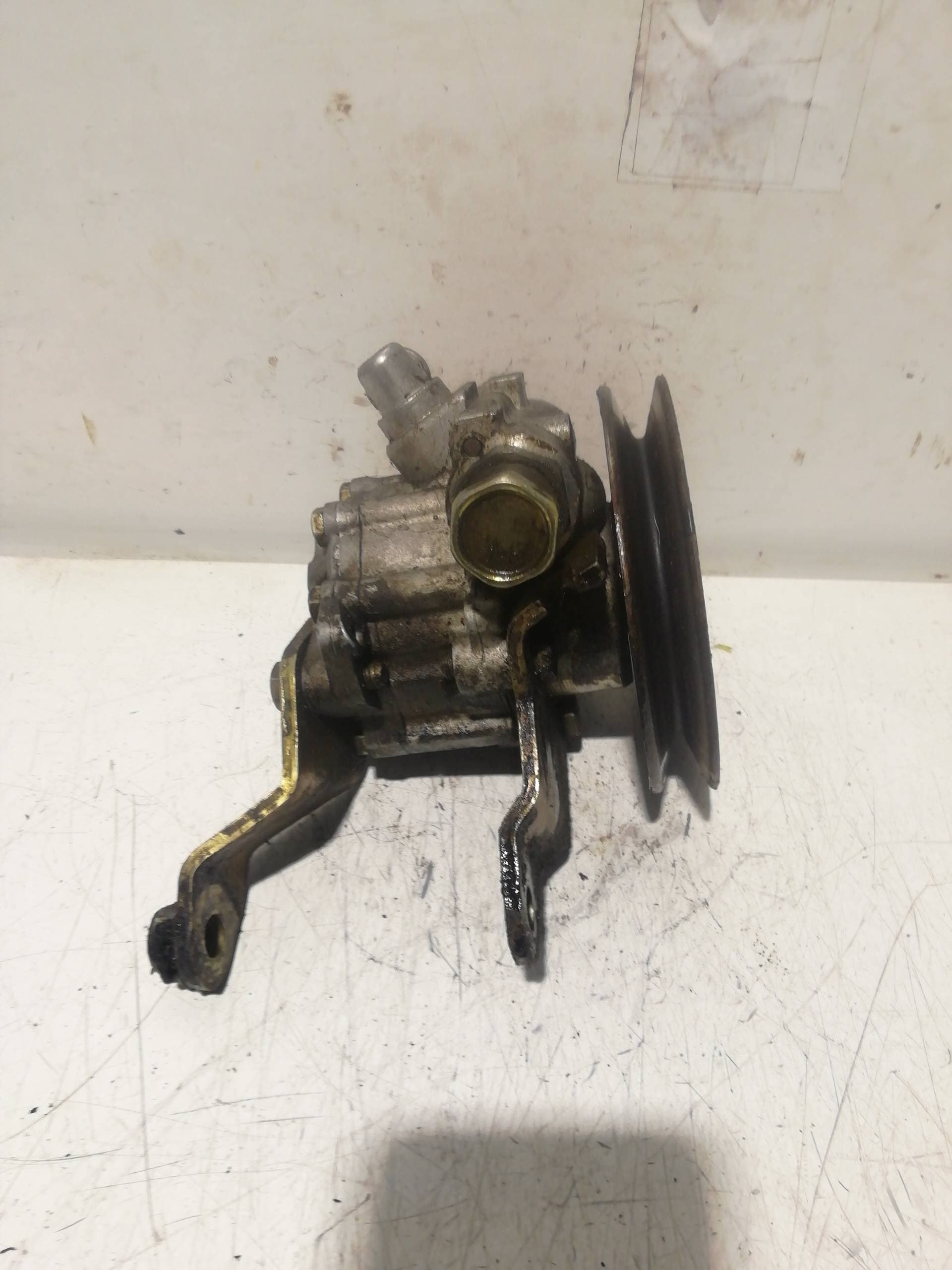 Bomba direccion NISSAN PRIMERA BERLINA (P11)
