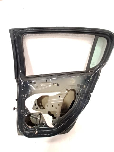 Puerta trasera derecha PEUGEOT 308 3