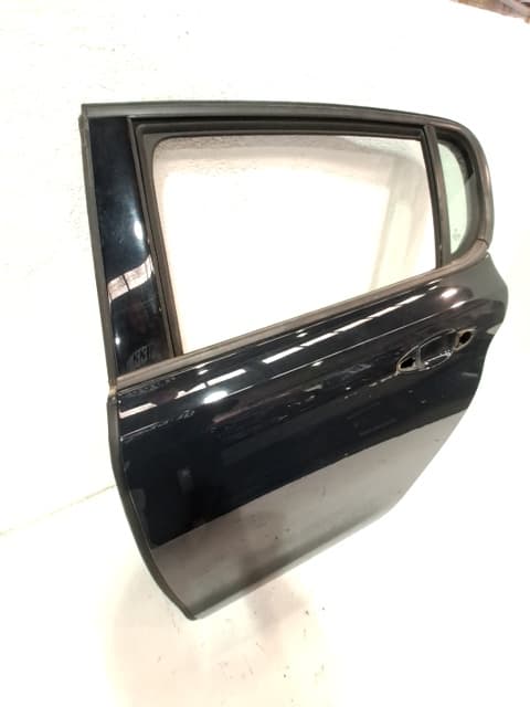 Puerta trasera izquierda PEUGEOT 308 4