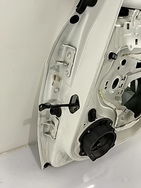 Puerta trasera izquierda PEUGEOT 308 2