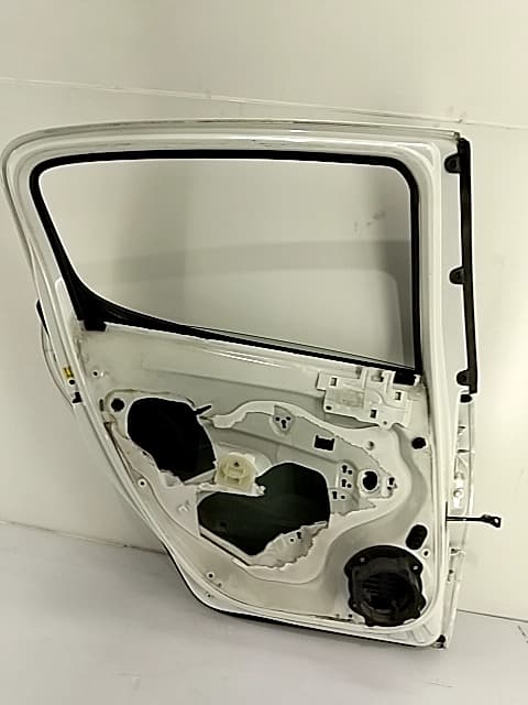 Puerta trasera derecha PEUGEOT 308 5