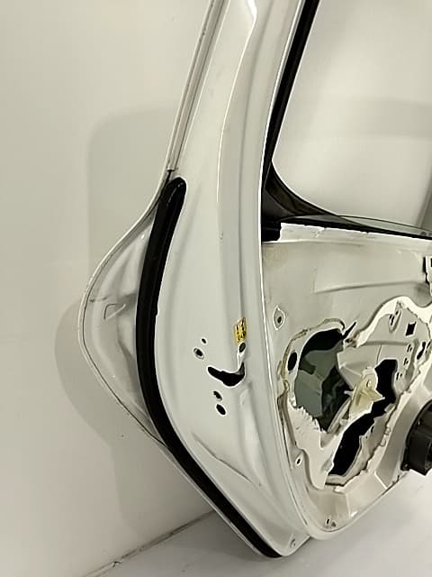 Puerta trasera derecha PEUGEOT 308 2