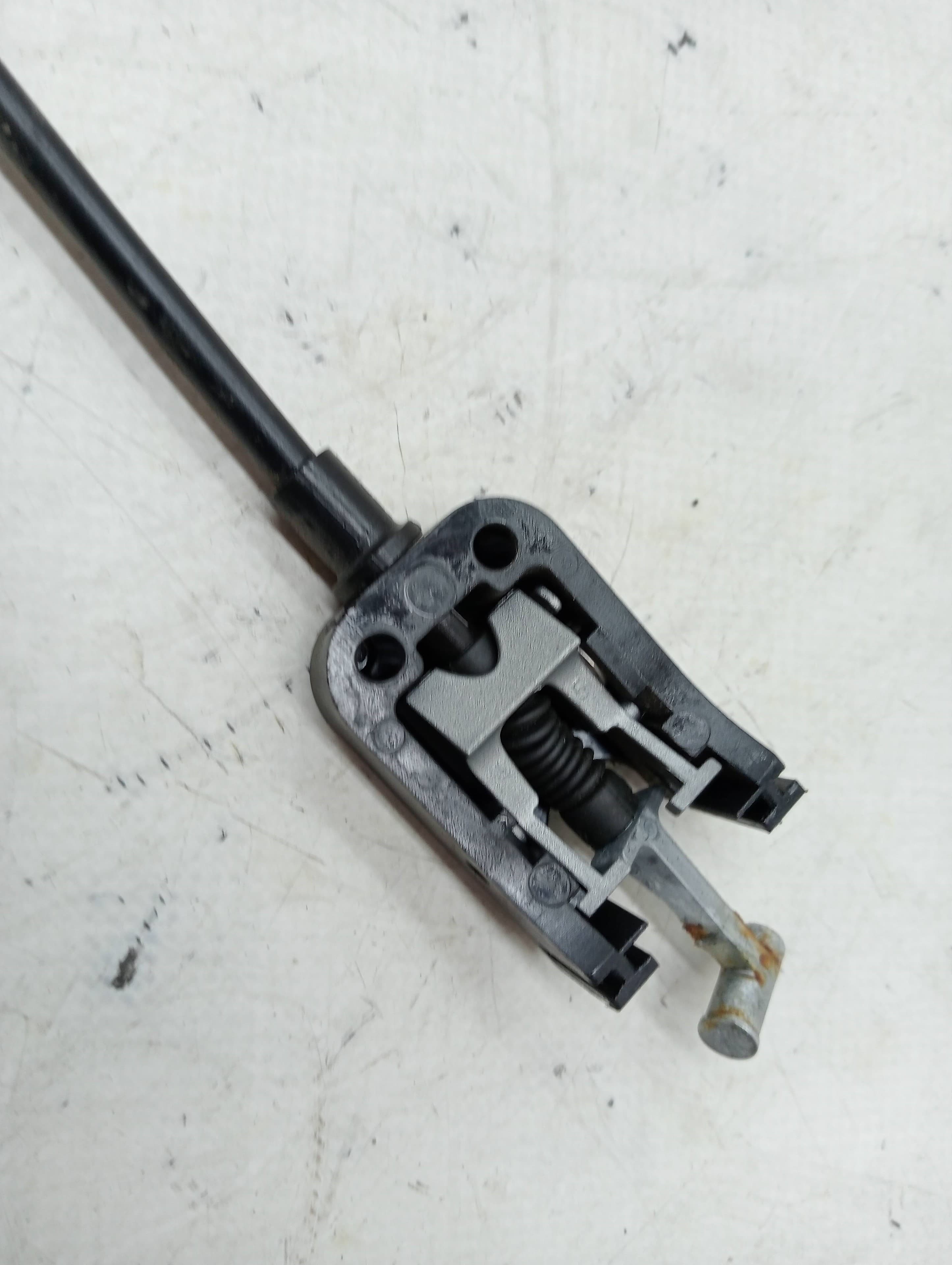 Cerradura puerta delantera derecha VOLKSWAGEN POLO (6R1)