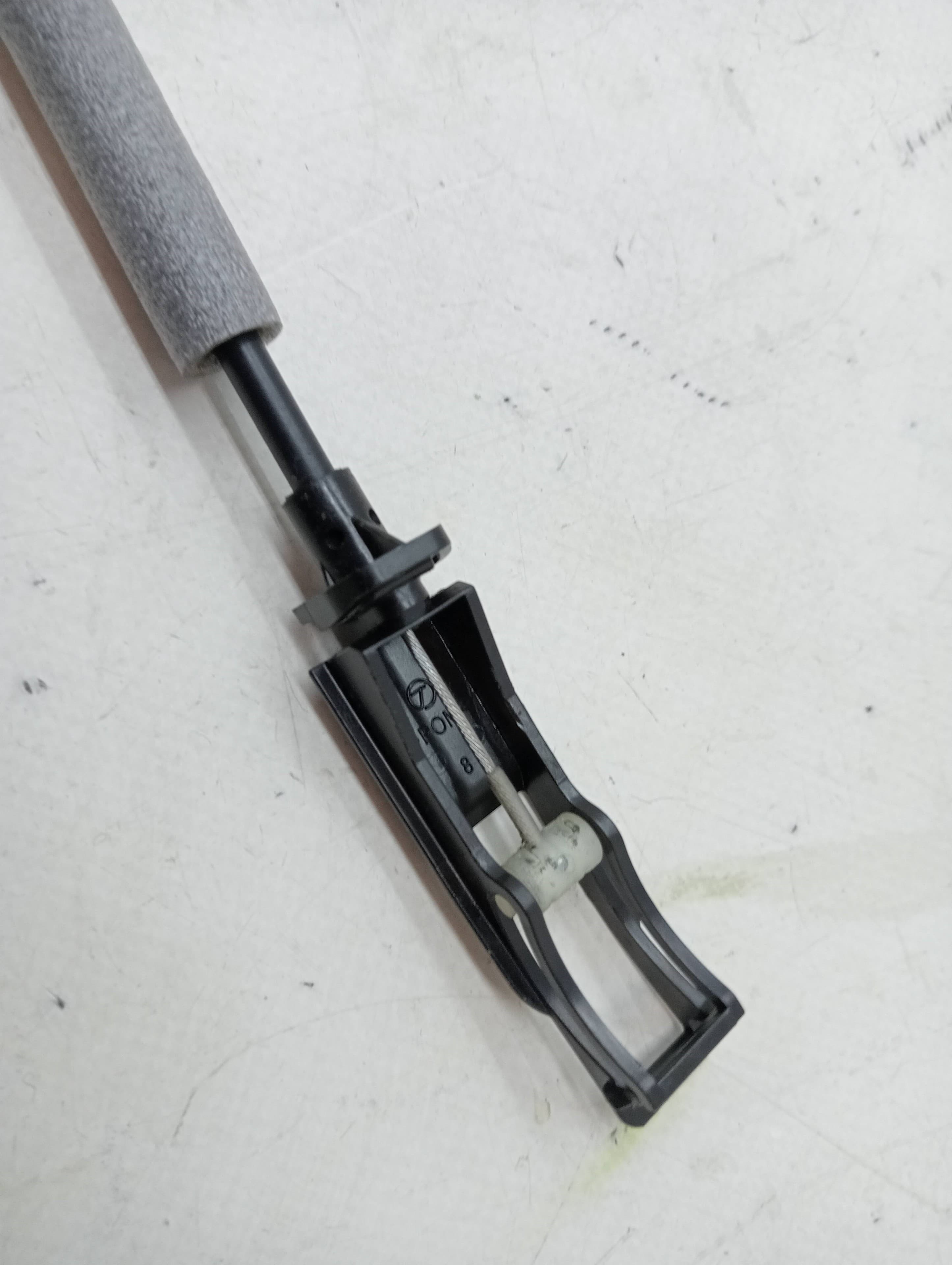 Cerradura puerta delantera izquierda VOLKSWAGEN POLO (6R1) 2