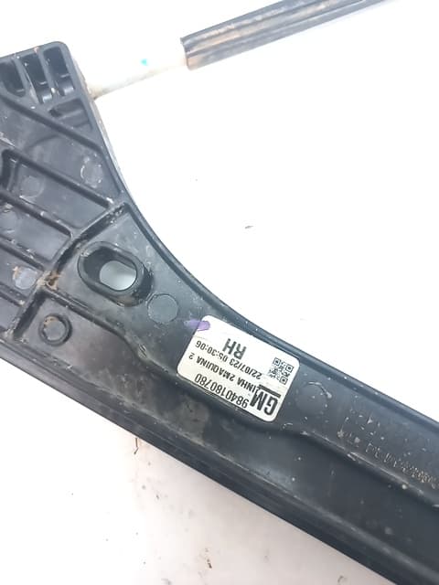 Elevalunas delantero derecho OPEL GRANDLAND X 2