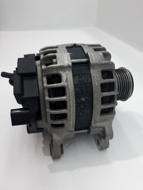Alternador VOLKSWAGEN POLO (6R1) 3