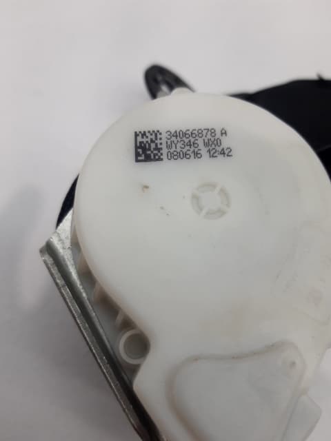 Cinturon seguridad trasero derecho VOLKSWAGEN POLO (6R1) 4