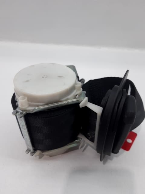 Cinturon seguridad trasero izquierdo VOLKSWAGEN POLO (6R1)