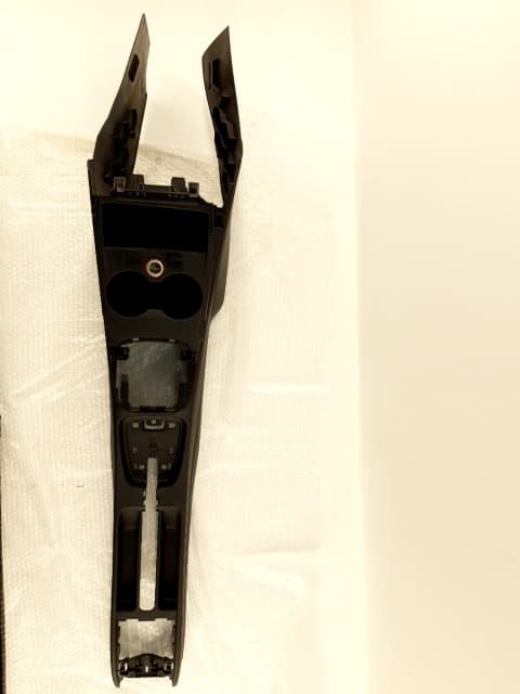 Consola central VOLKSWAGEN POLO (6R1)