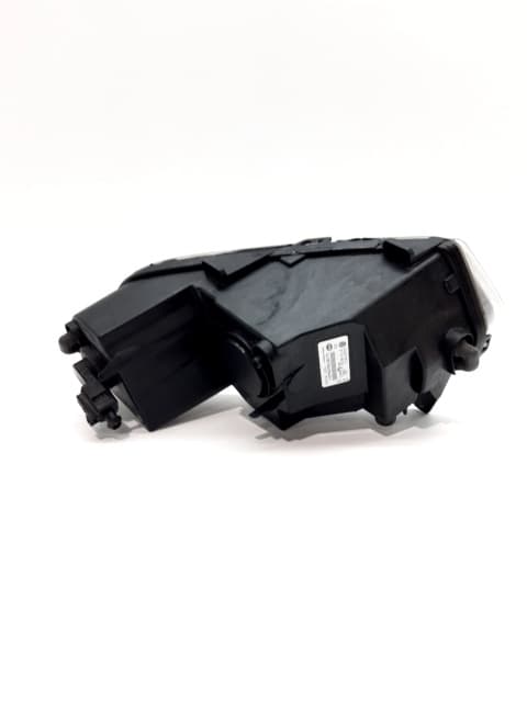 Faro antiniebla izquierdo VOLKSWAGEN POLO (6R1) 3