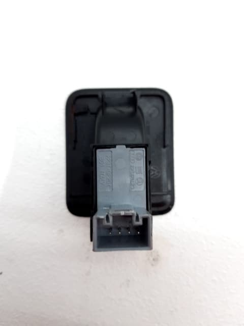 Mando elevalunas delantero derecho VOLKSWAGEN POLO (6R1) 2
