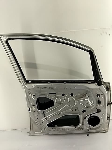Puerta delantera derecha OPEL ZAFIRA B 3