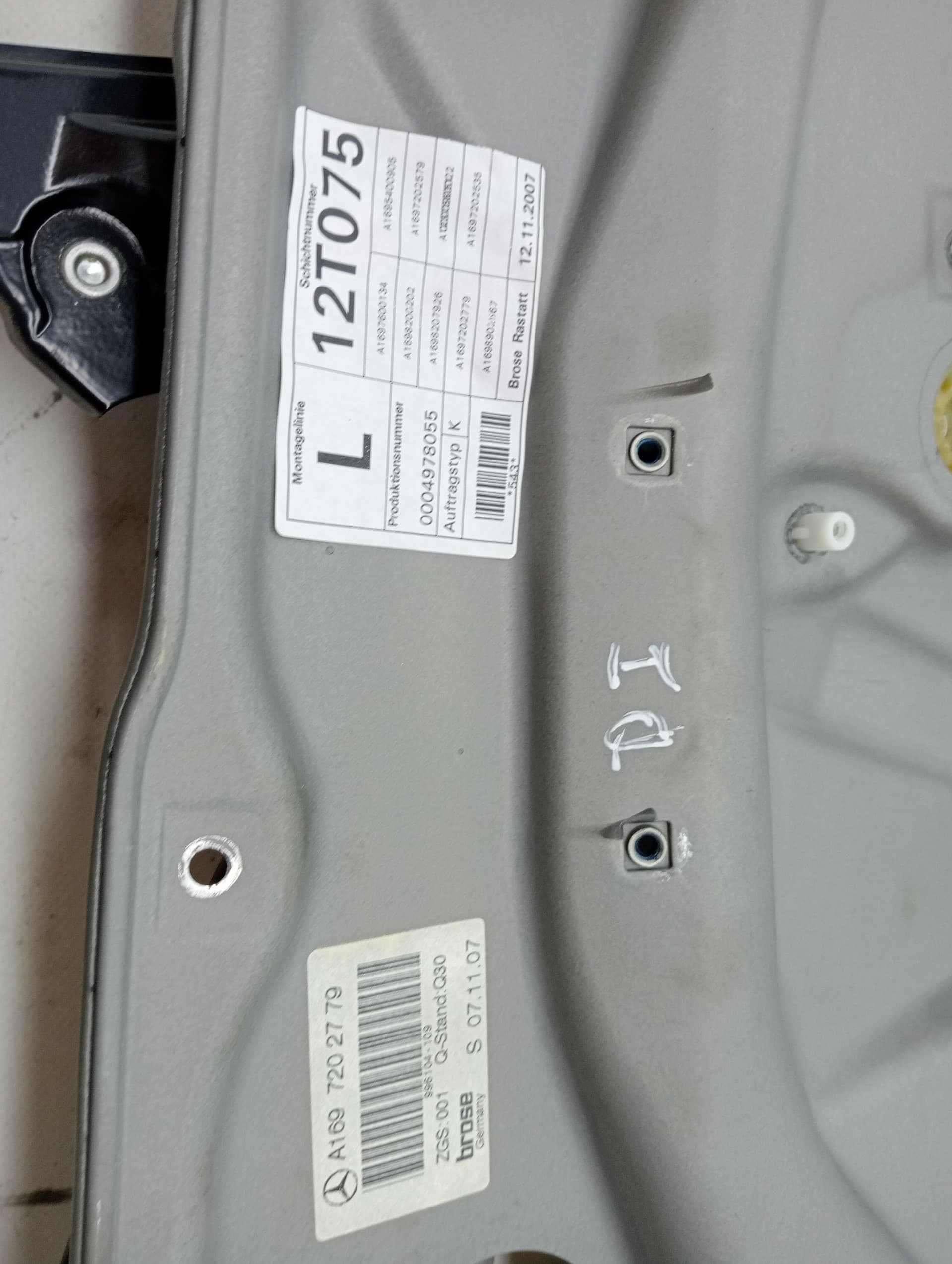 Elevalunas delantero izquierdo MERCEDES-BENZ CLASE B (W245) 3