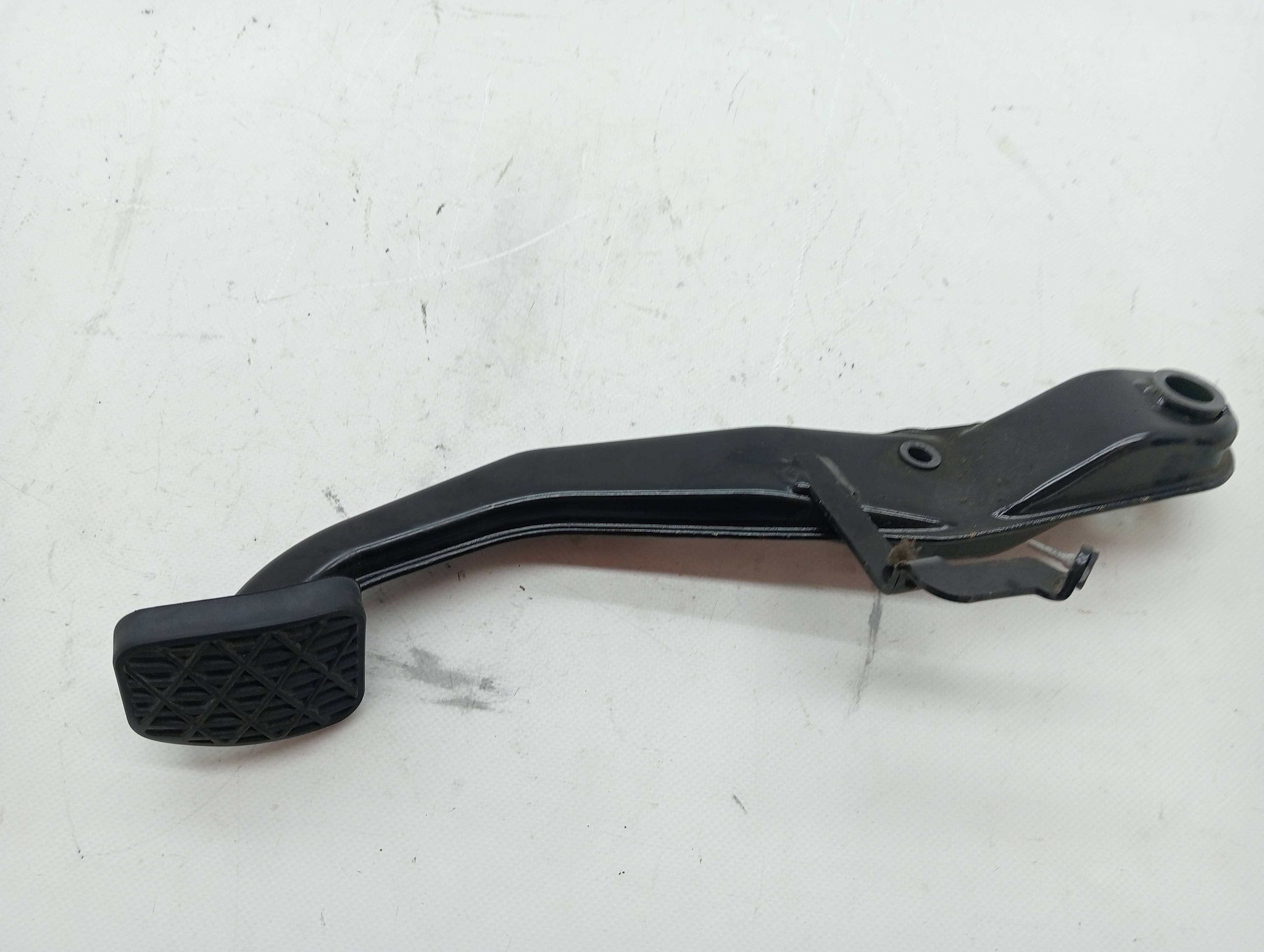 Pedal freno MERCEDES-BENZ CLASE B (W245) 3