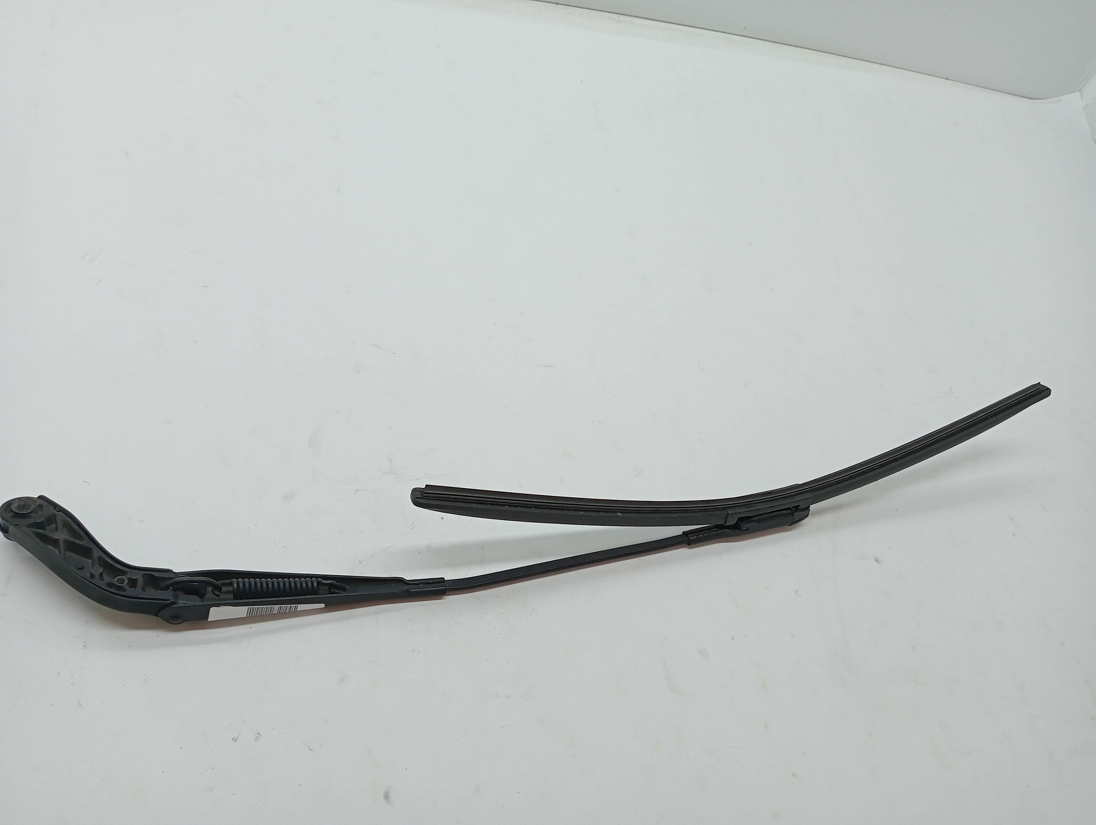Brazo limpia delantero derecho MERCEDES-BENZ CLASE B (W245)