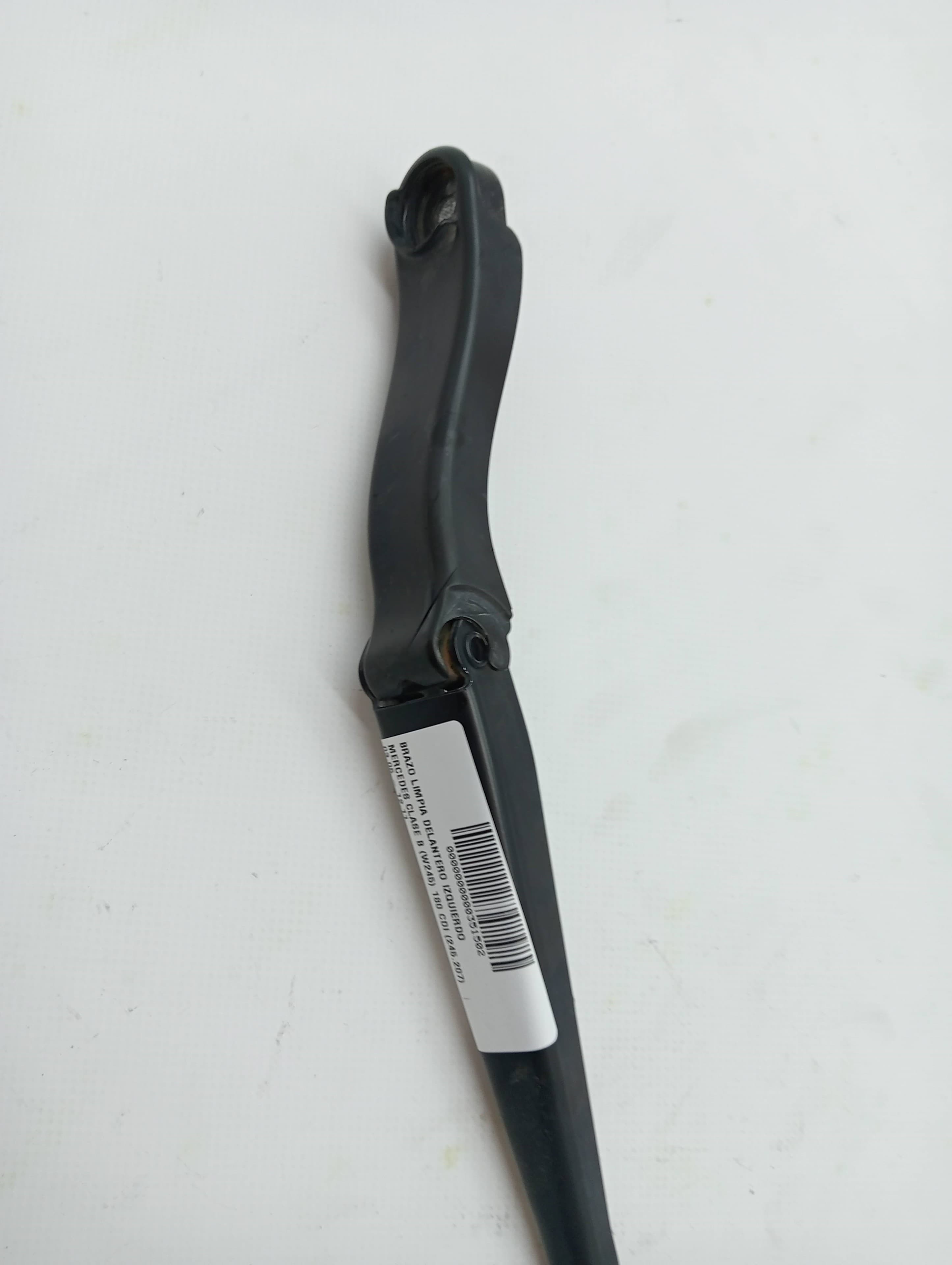 Brazo limpia delantero izquierdo MERCEDES-BENZ CLASE B (W245) 3
