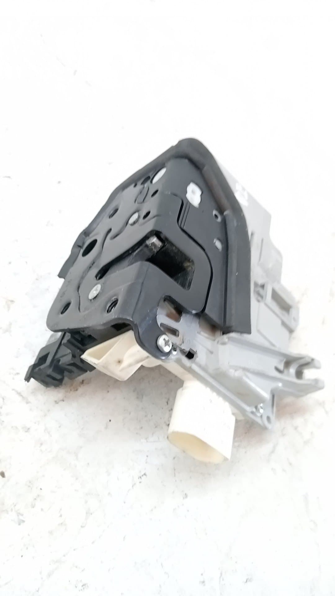 Cerradura puerta delantera izquierda AUDI A4 BERLINA (8E)