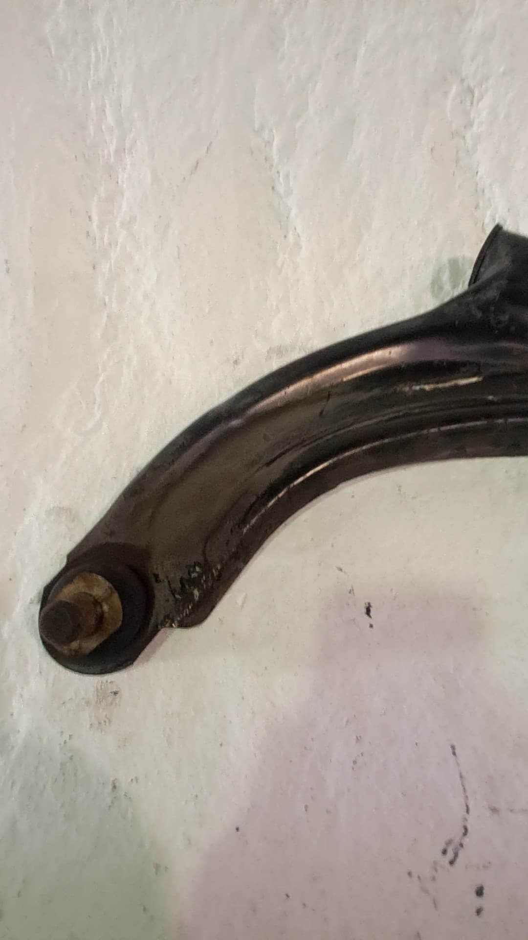 Brazo suspension inferior delantero izquierdo RENAULT CLIO III 3