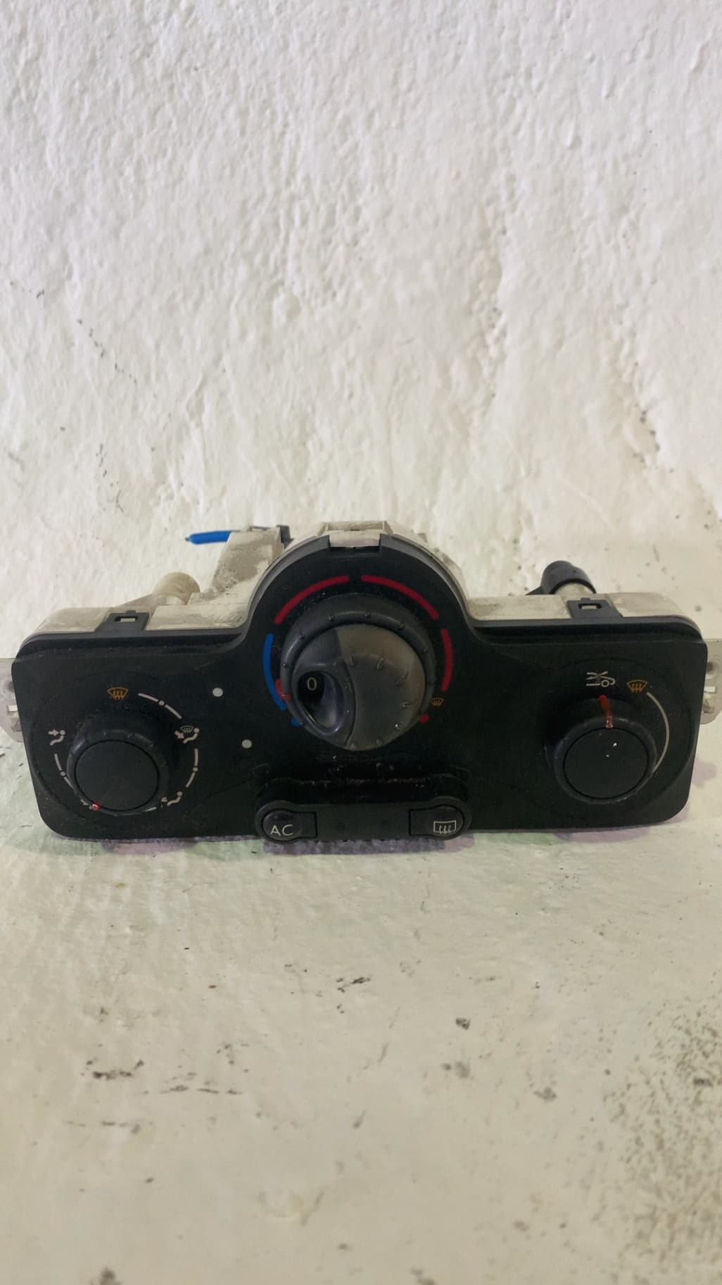 Recambio RENAULT CLIO III ref. 7701070473