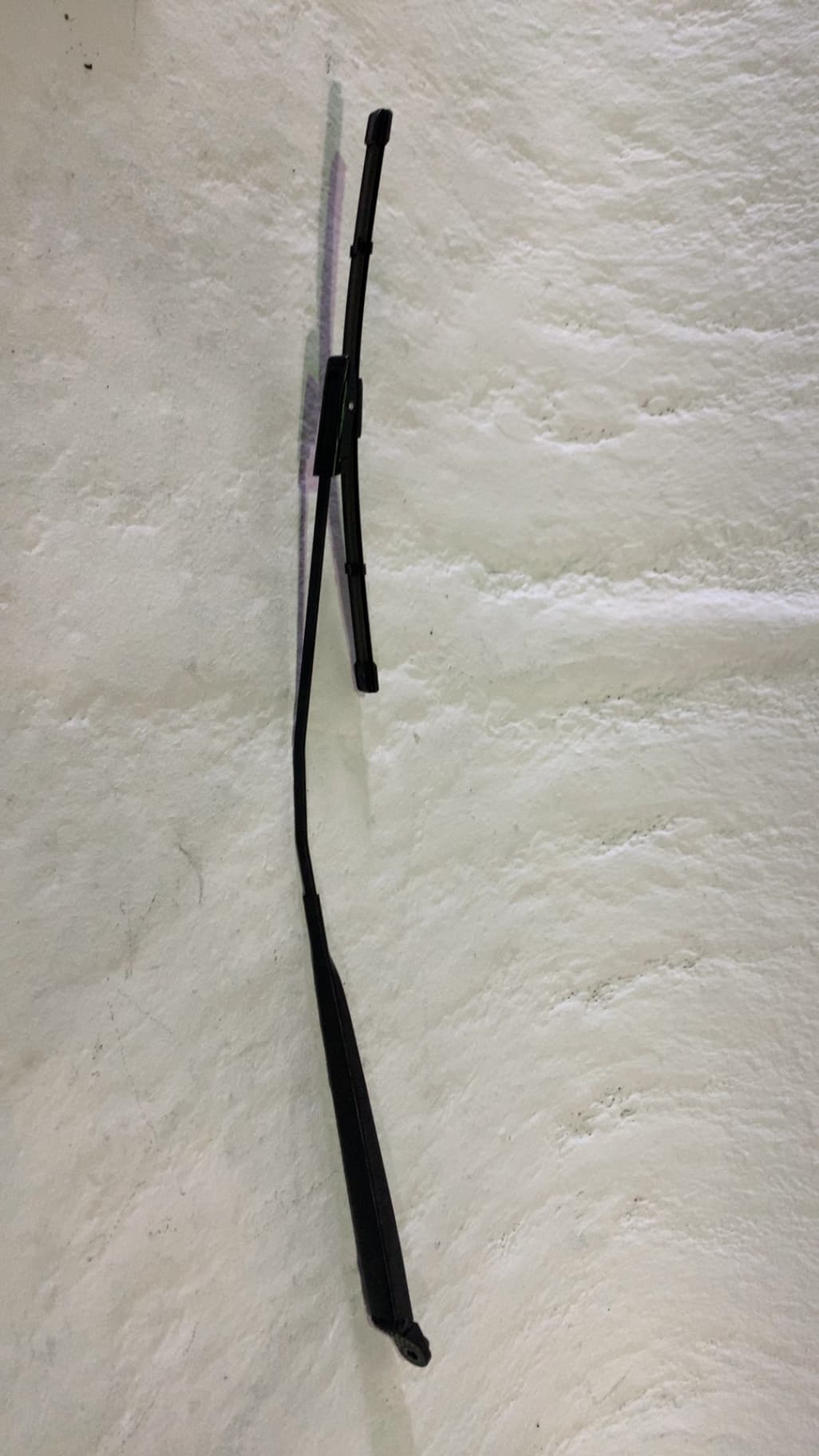 Brazo limpia delantero derecho RENAULT CLIO III