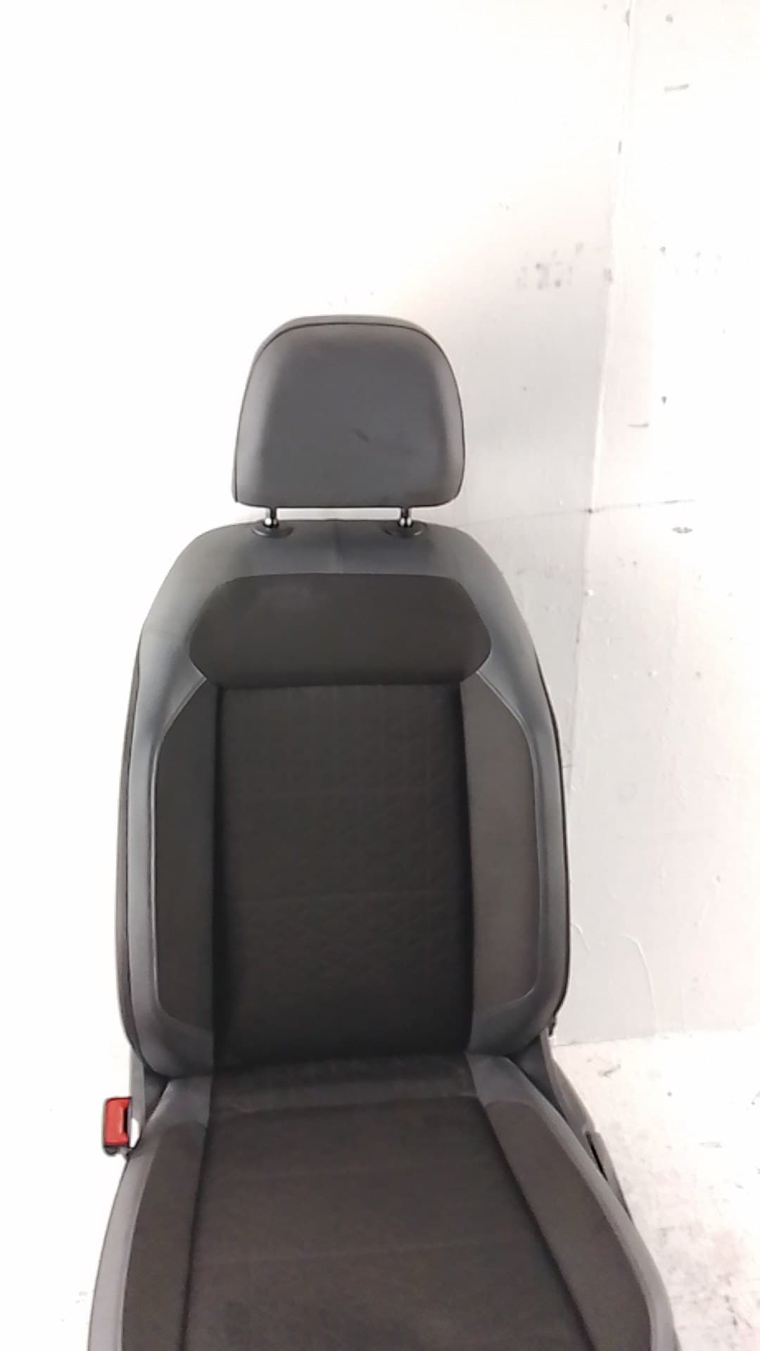 Asiento delantero izquierdo VOLKSWAGEN T-CROSS 3