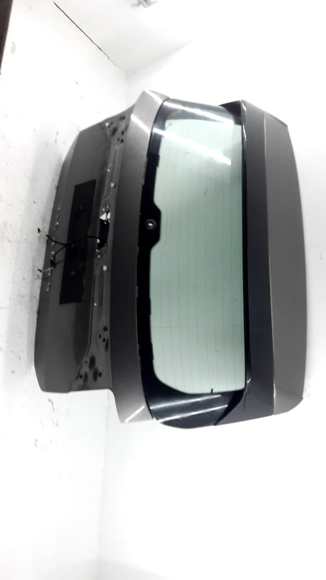 Porton trasero VOLKSWAGEN T-CROSS 4
