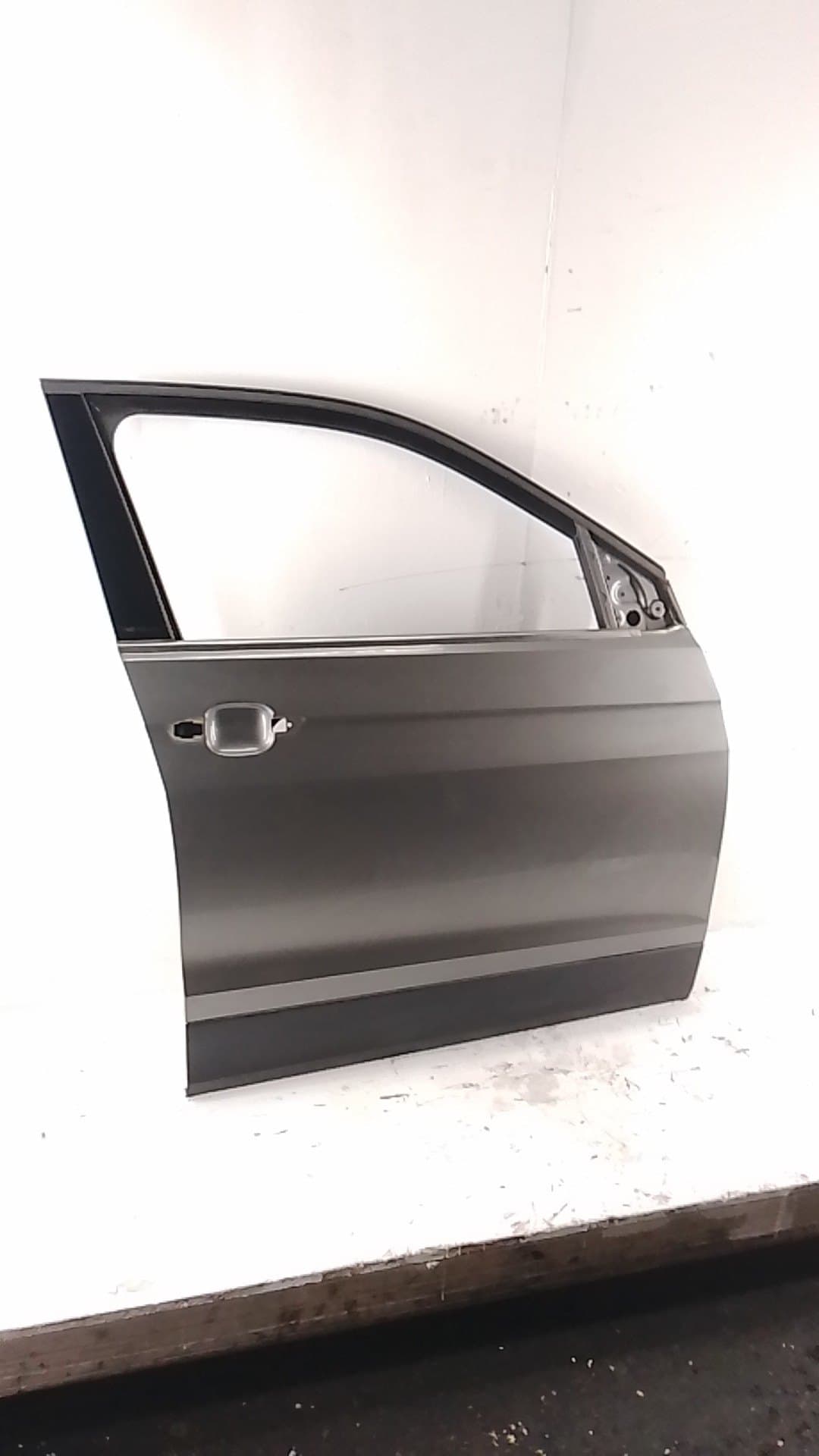 Puerta delantera derecha VOLKSWAGEN T-CROSS
