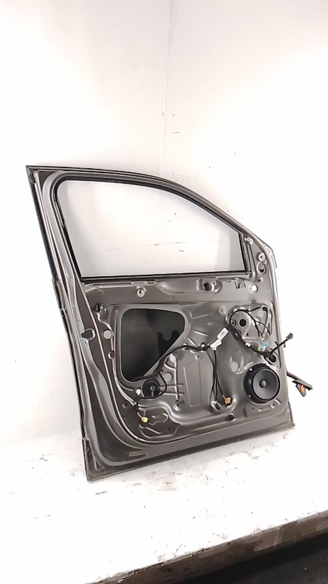 Puerta delantera izquierda VOLKSWAGEN T-CROSS 3