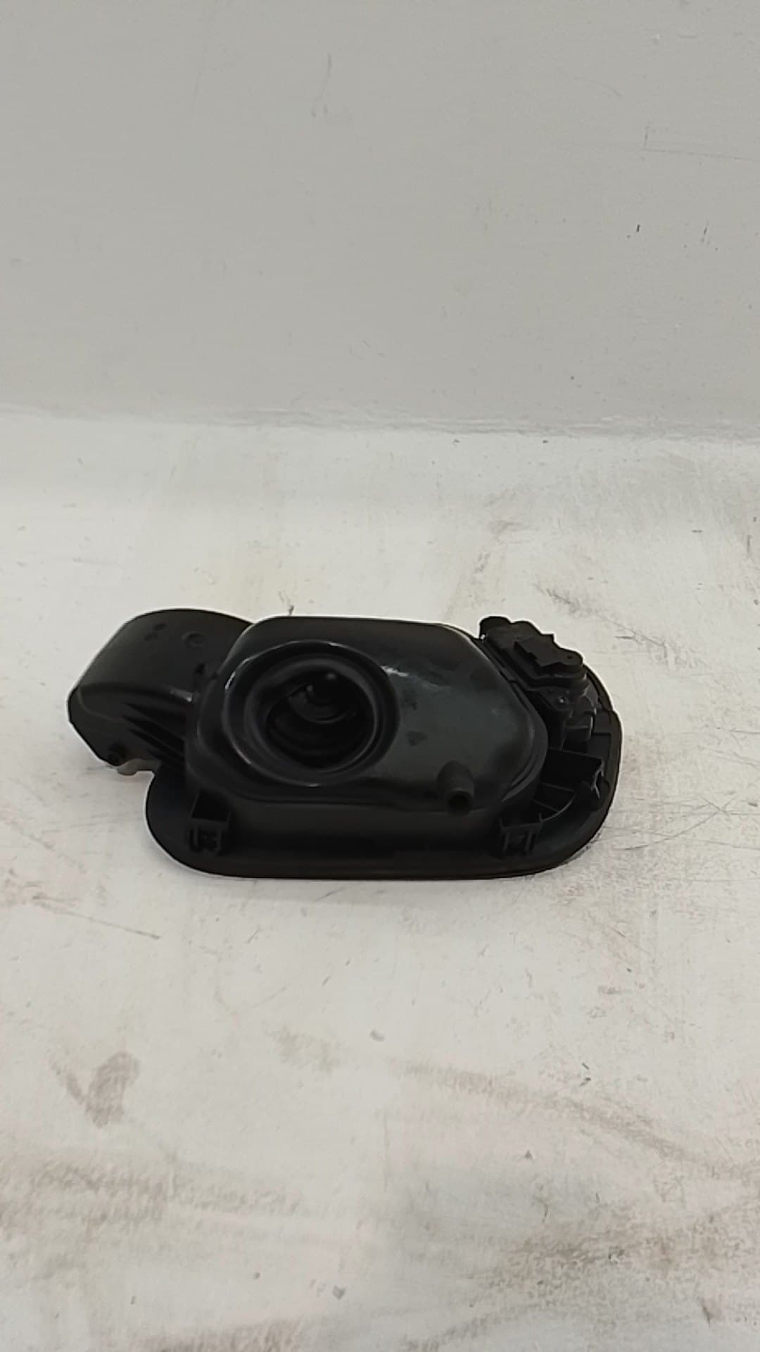 Tapa exterior combustible VOLKSWAGEN T-CROSS 2