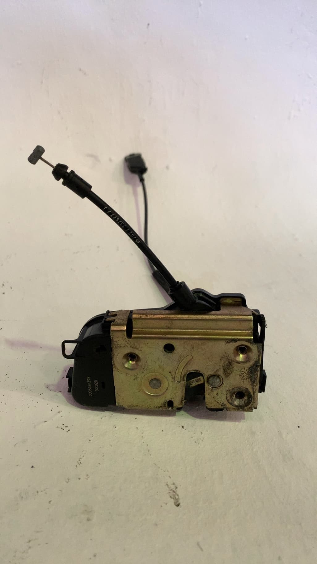Cerradura puerta trasera derecha RENAULT LAGUNA (B56)