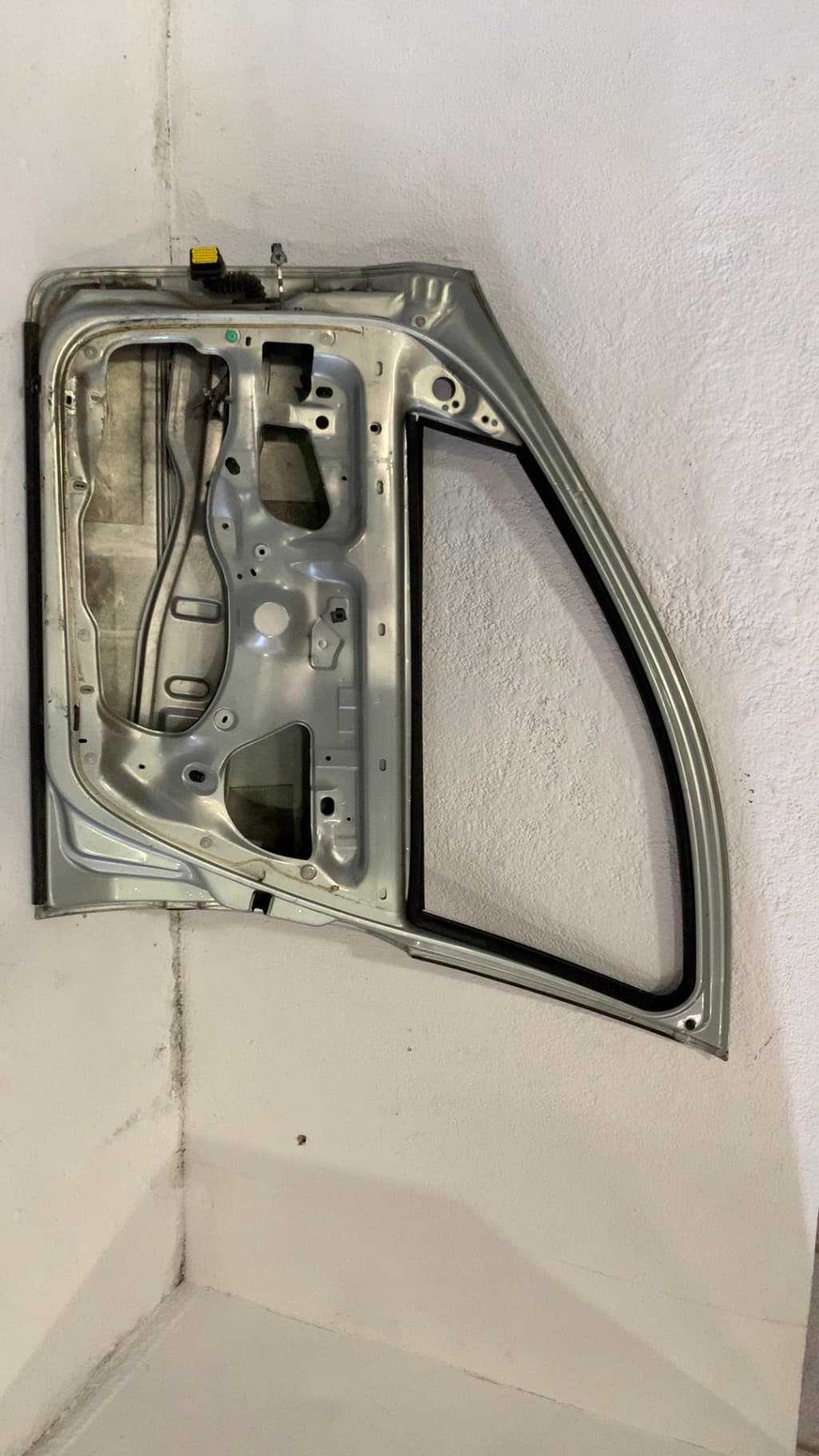 Puerta delantera derecha RENAULT LAGUNA (B56) 2