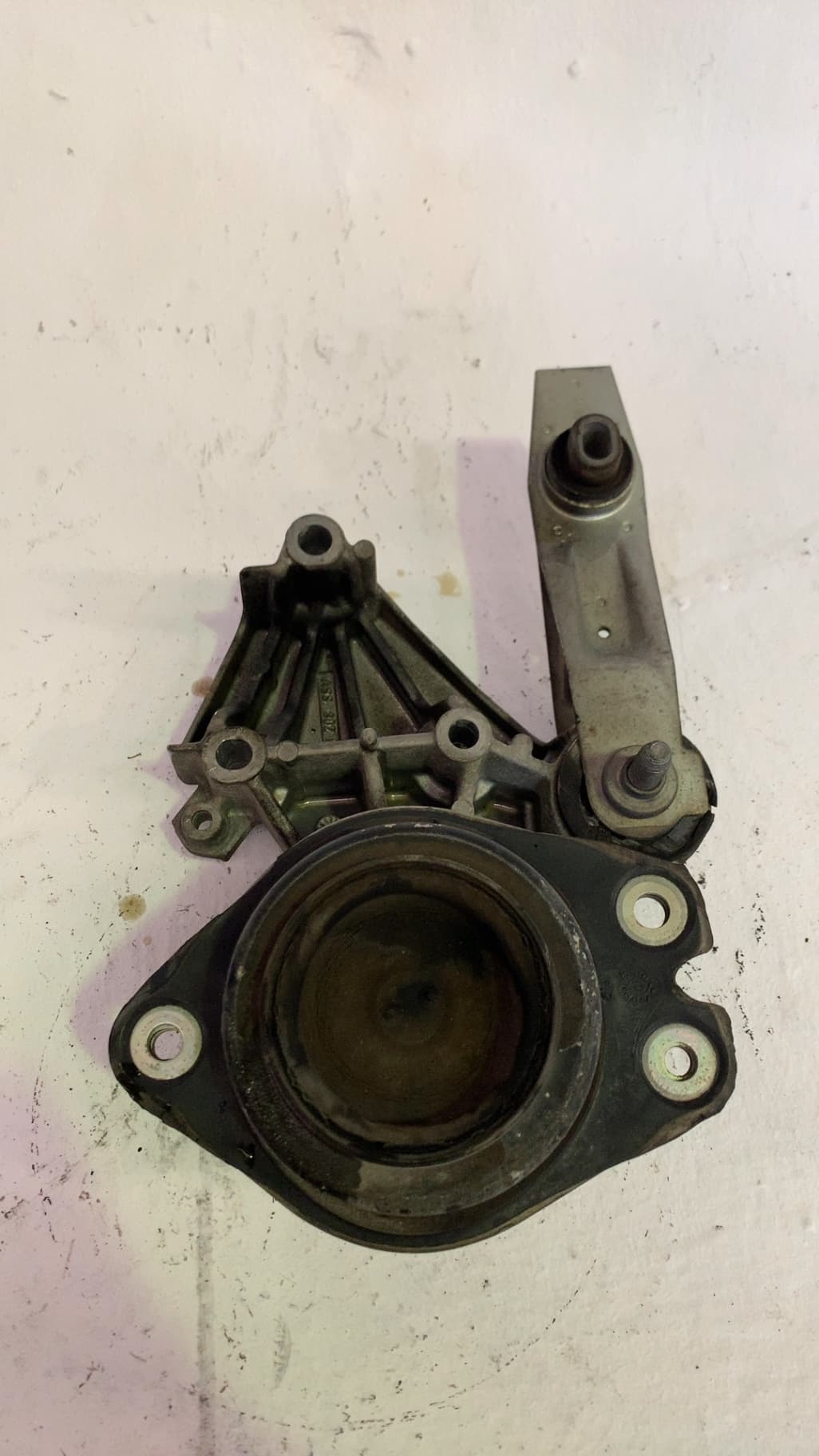 Soporte motor RENAULT LAGUNA (B56)