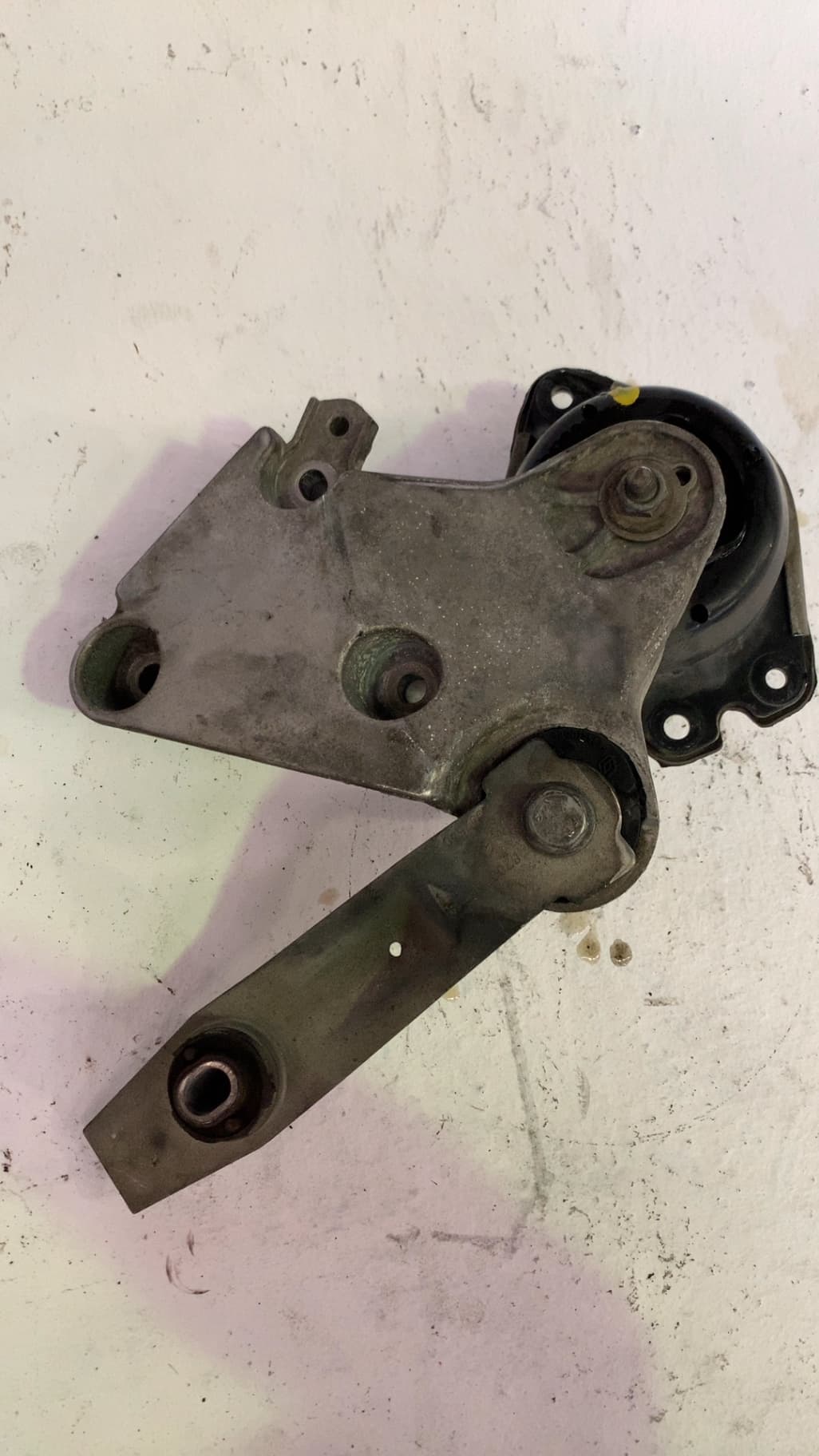 Soporte motor RENAULT LAGUNA (B56) 2